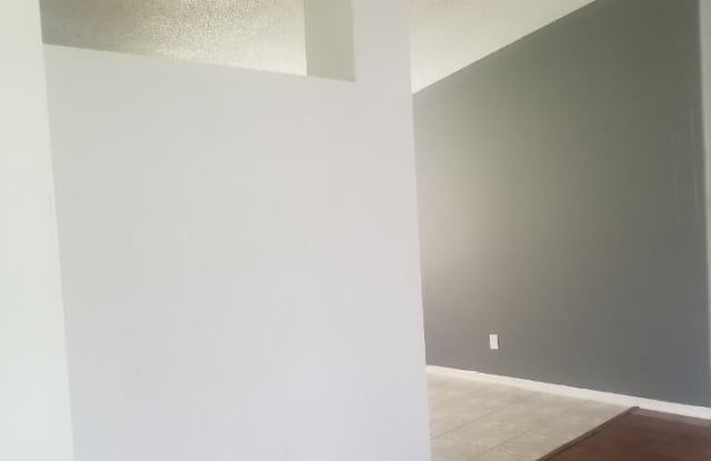 2248 SW Halissee Street Gallery 3