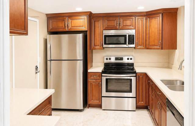 10777 W Sample Road Gallery 1