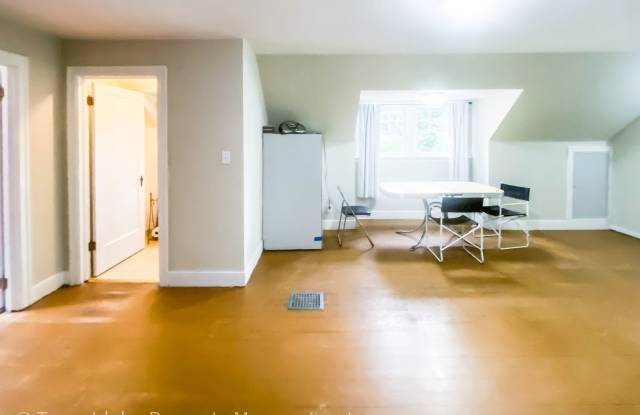 811 E 6th Street - 811 East 6th Street, Moscow, ID 83843