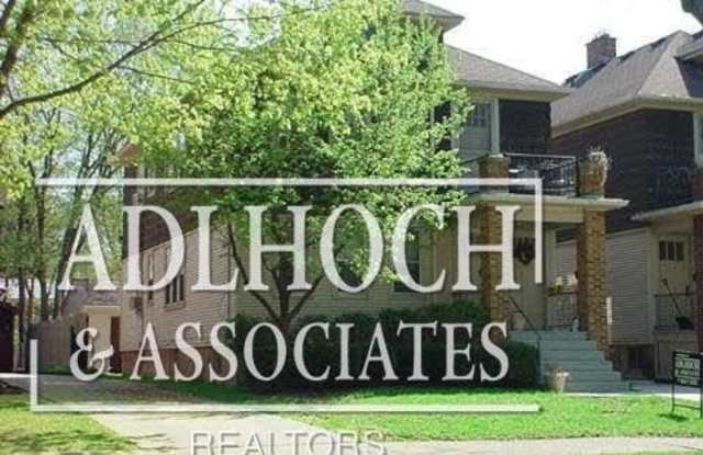 526 ST. CLAIR - 526 Saint Clair Avenue, Grosse Pointe, MI 48230