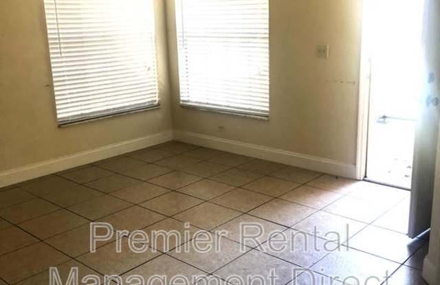 1306 Shady Terrace photos photos