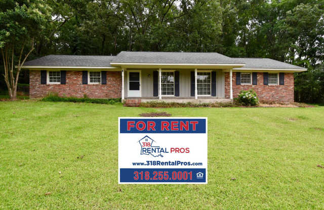 Spacious 4 bedroom 3 bathroom home with large yard and 2 car garage photos photos