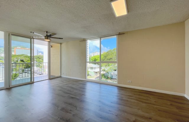 Punahou Heights Gallery 4