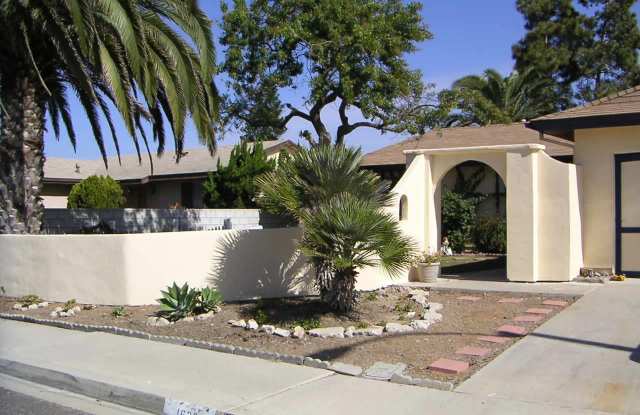3 Bed House w/Garage, Additional Family Room - 1633 Jade Avenue, Chula Vista, CA 91911
