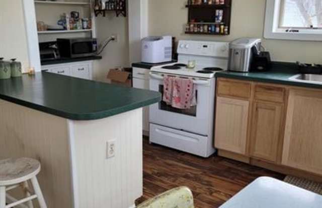 1528 Bell Avenue photos photos