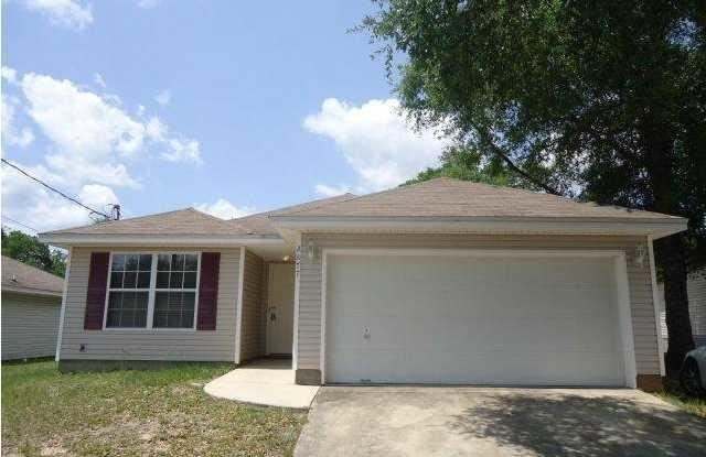 2877 Aplin Road - 2877 Aplin Road, Crestview, FL 32539