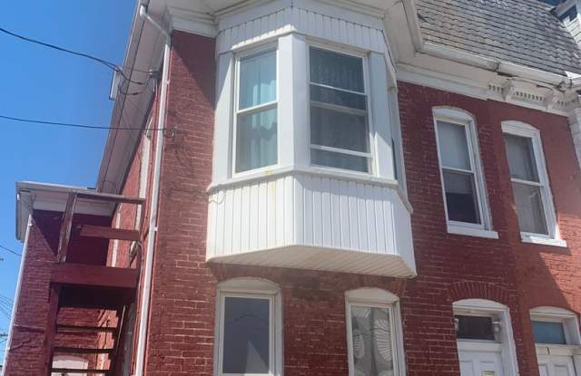 1st Floor West End York City - 124 North West Street, York, PA 17401