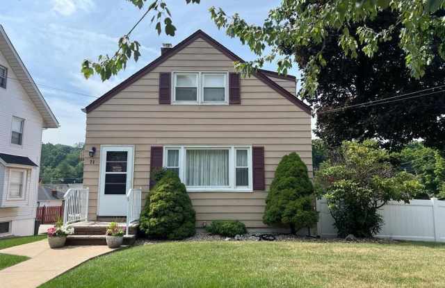 72 Elm Road - 72 Elm Road, Caldwell, NJ 07006