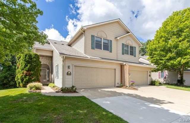 300 Stratford Lane photos photos
