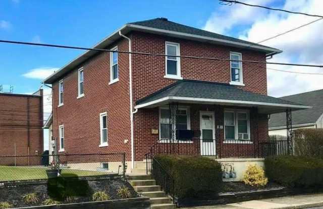 2396 Washington Avenue photos photos