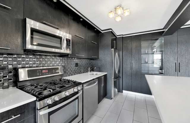 1625 Emmons Ave Apt 2E photos photos