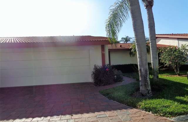 NEW PRICE! Close to beautiful Nokomis Beach and Casey Key photos photos