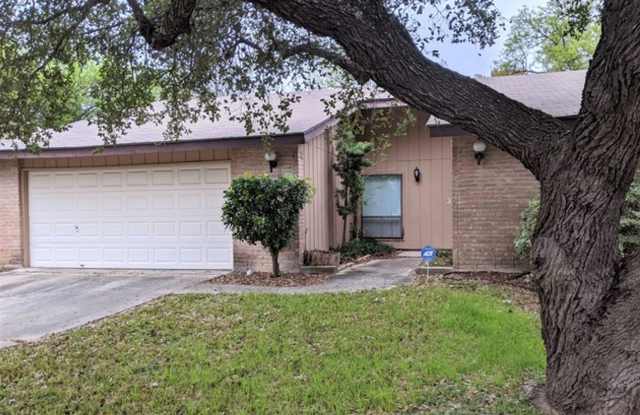 **Single-Story Home on Large Lot in Olympia subdivision** photos photos **Single-Story Home on Large Lot in Olympia subdivision** photos photos