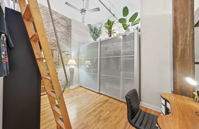 824 W SUPERIOR Street Gallery 4