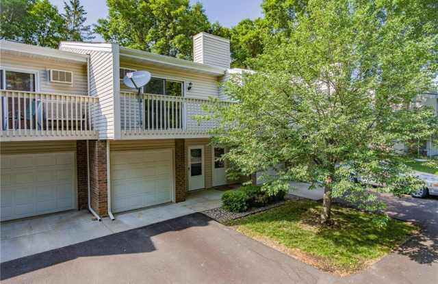 17494 Pond Circle photos photos