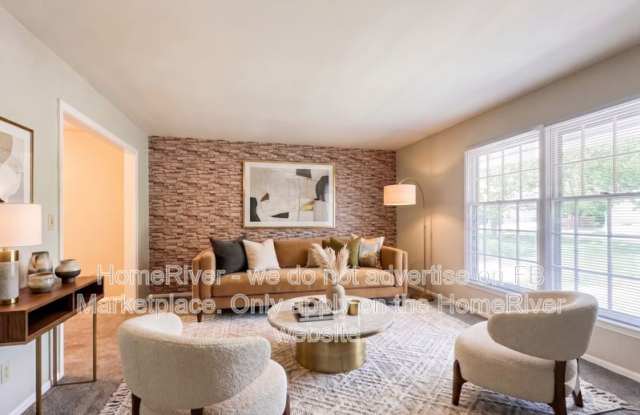5403 Amberhill Dr Gallery 2