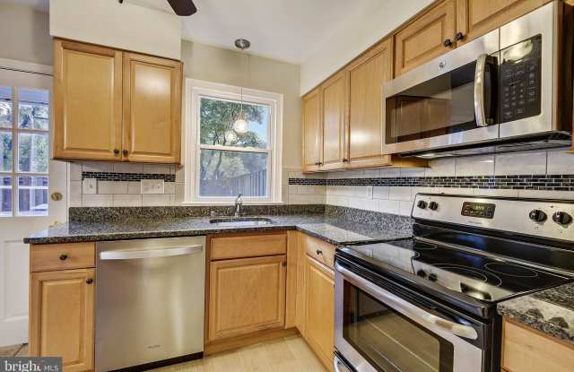 3332 BRECKENRIDGE COURT Gallery 3