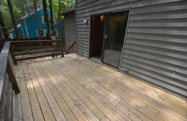 Charming 2 Bed / 2 Bath Home in Prime Chapel Hill Location photos photos Charming 2 Bed / 2 Bath Home in Prime Chapel Hill Location photos photos