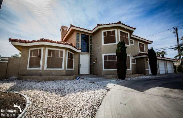 3013 West Oakey Boulevard photos photos