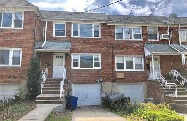 117-08 Poppenhusen Avenue - 117-08 Poppenhusen Avenue, Queens, NY 11356
