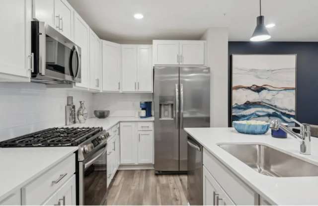 ✨ New Construction Townhome Available – Modern Living, Zero Hassle! ✨ photos photos