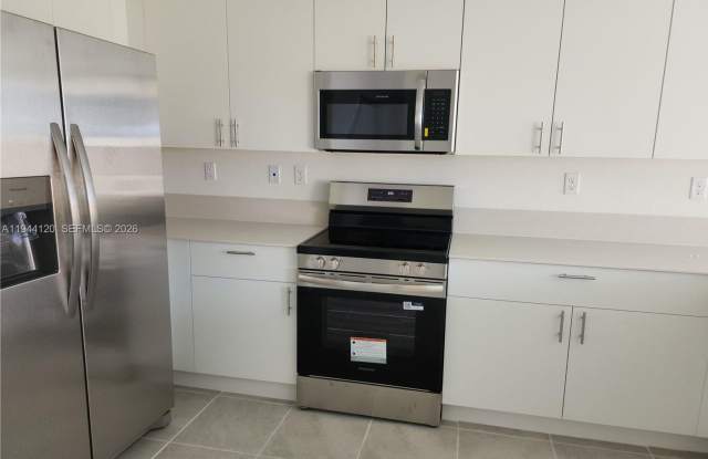 2750 SE 24th Terrace 2750, Homestead, FL 33035 photos photos