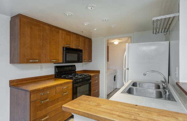 4750 Templeton Gallery 4