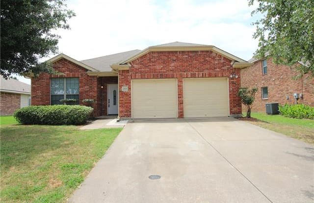 2823 Ector Drive - 2823 Ector Drive, Grand Prairie, TX 75052