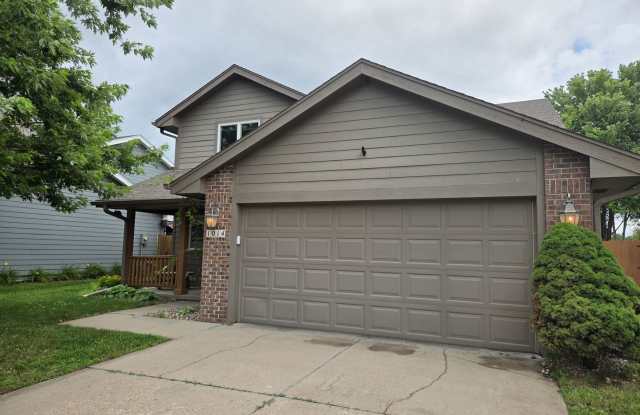 Beautiful 3-bedroom house available now photos photos