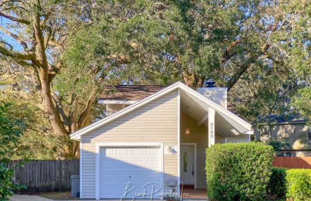 3160 Cedarwood Village Ln - 3160 Cedarwood Village Lane, Ferry Pass, FL 32514
