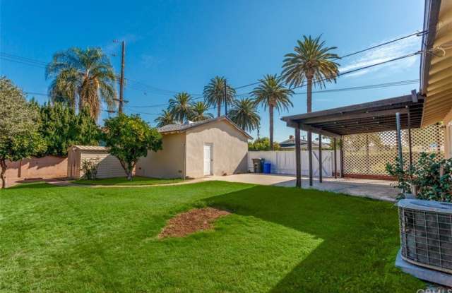 445 E Wilson Avenue Gallery 2