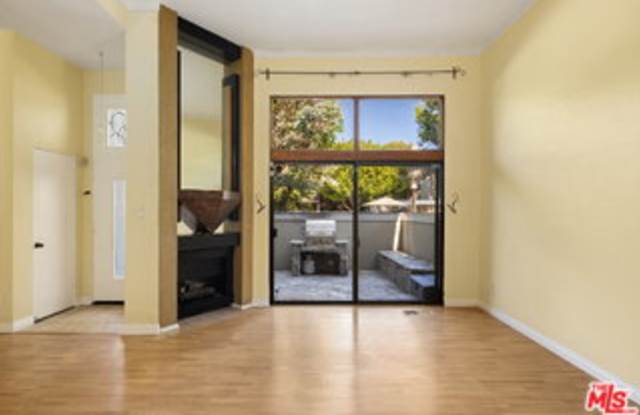 13360 Maxella Avenue Gallery 4