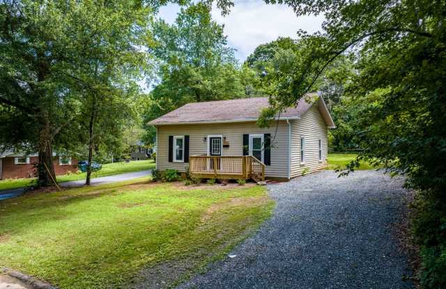 1586 3rd Street Dr Ne photos photos