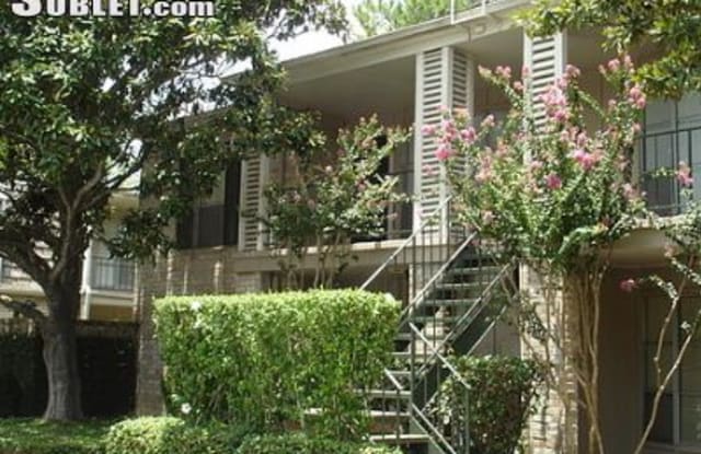 2530 Yorktown St - 2530 Yorktown Street, Houston, TX 77056