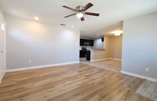 523 Wood Drive Gallery 2