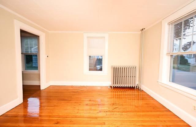 30 Sheppard Ave Gallery 2