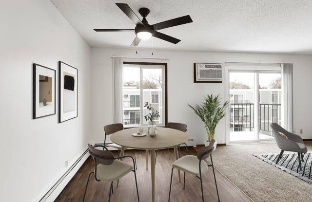 Lou Park Apartments Gallery 4