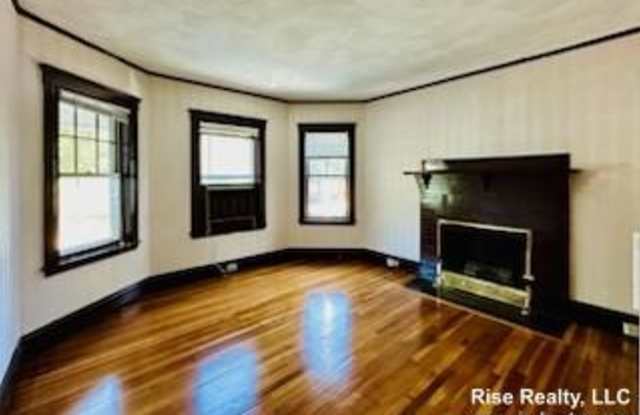 9 Roberts Rd. - 9 Roberts Road, Cambridge, MA 02138 9 Roberts Rd. - 9 Roberts Road, Cambridge, MA 02138