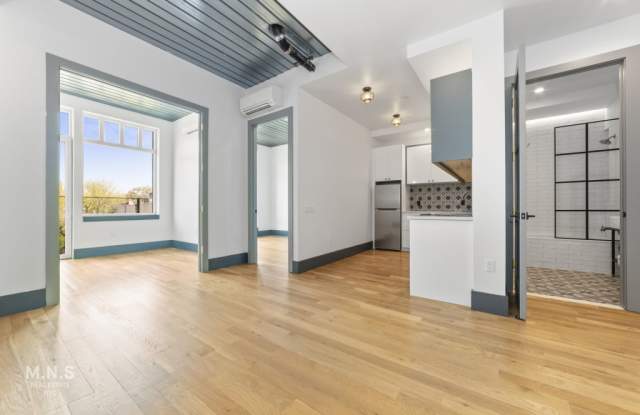 412 Evergreen Avenue Gallery 2