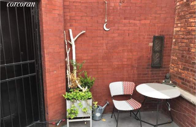 289 Dekalb avenue - 289 Dekalb Avenue, Brooklyn, NY 11205