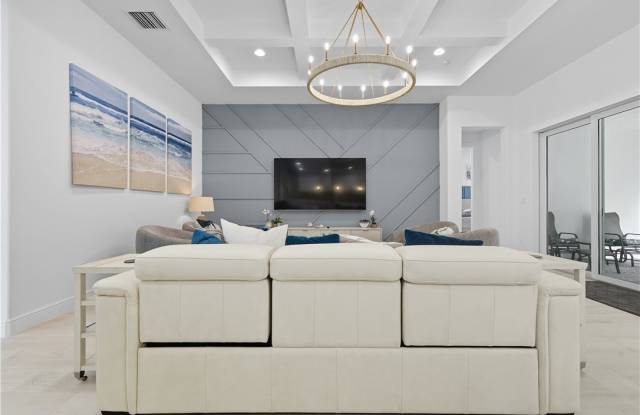9530 Seagrape Drive Gallery 2