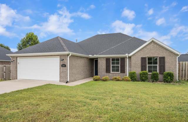 Beautiful + Well-Maintained Home in Farmington photos photos
