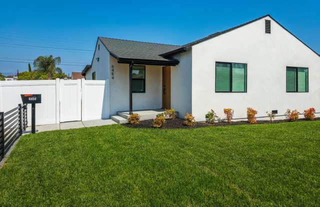 Tastefully Remodeled 4BR Home in North Hollywood! photos photos