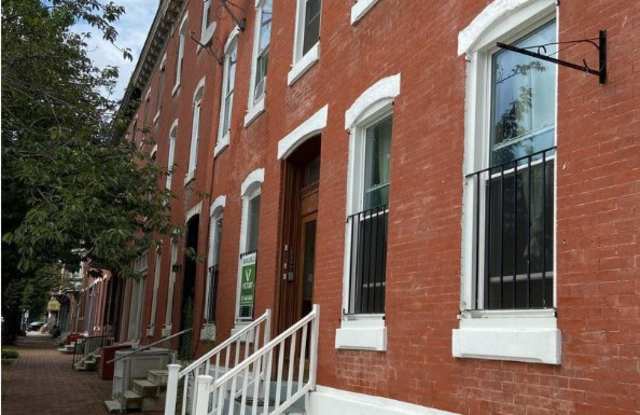 3711 Lancaster Avenue - 3 Gallery 1