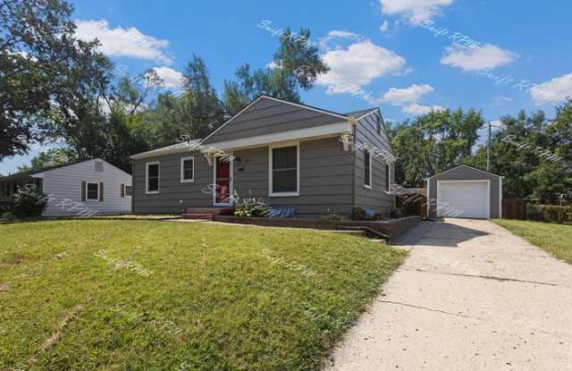 8402 Boone Boulevard photos photos