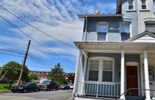 650 Leibert Street Gallery 2