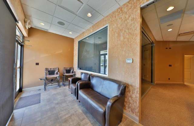 11206 Fall Creek Road Gallery 3