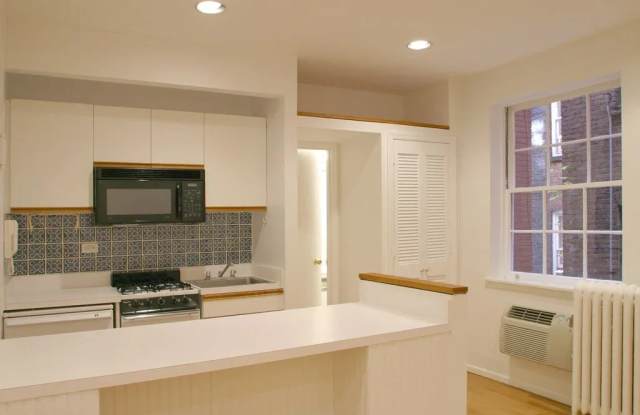339 East 88th Street Gallery 3