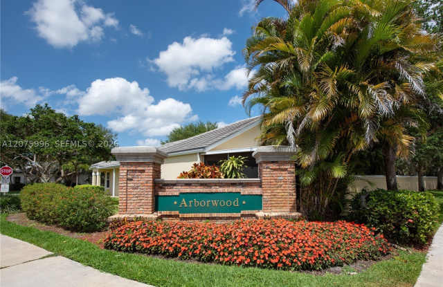 9317 Arborwood Cir Gallery 2