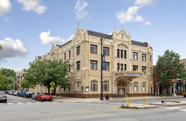 2352 N Spaulding Avenue photos photos